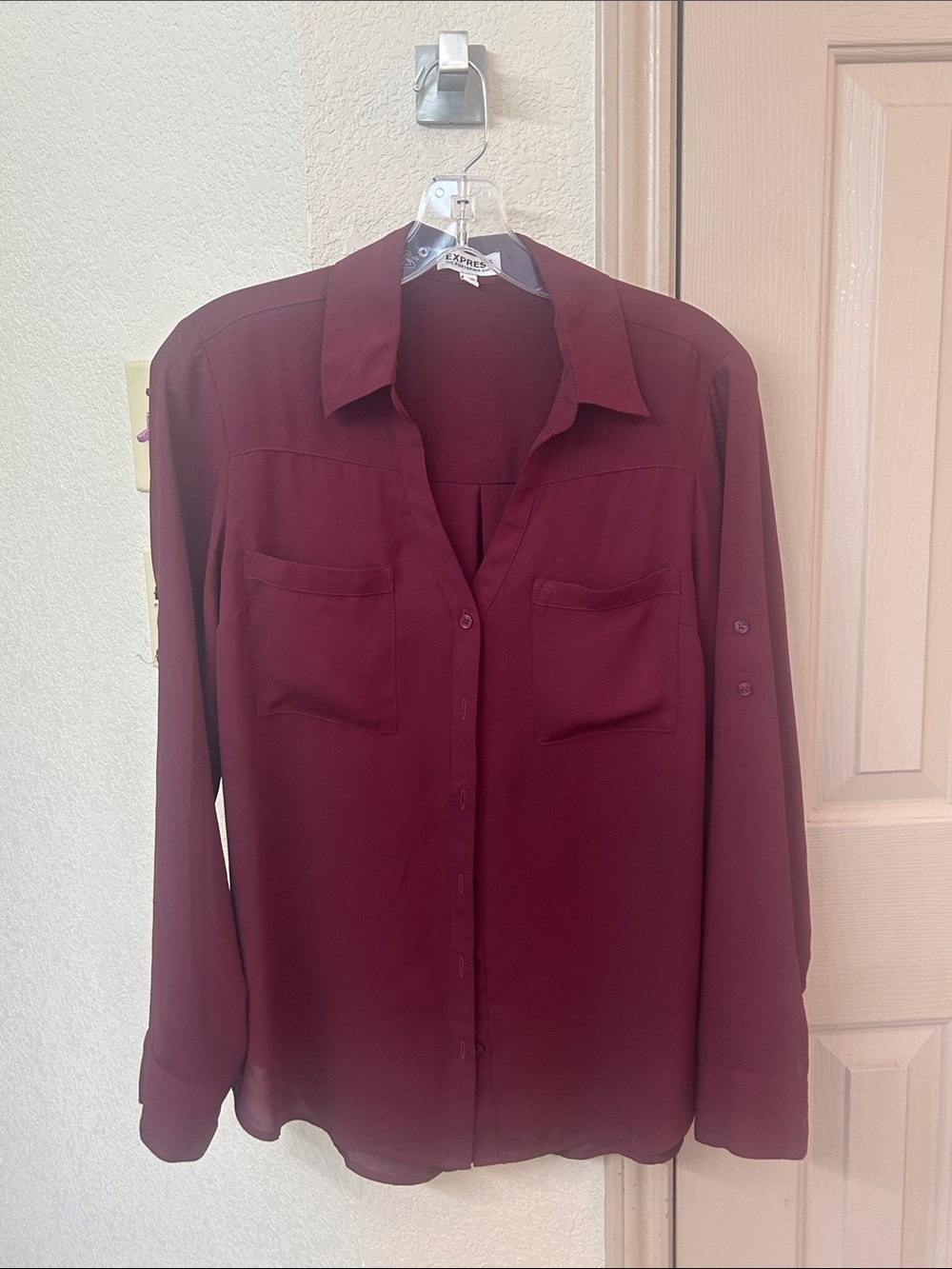 Express Portofino Button-Down Blouse in Wine. Size M